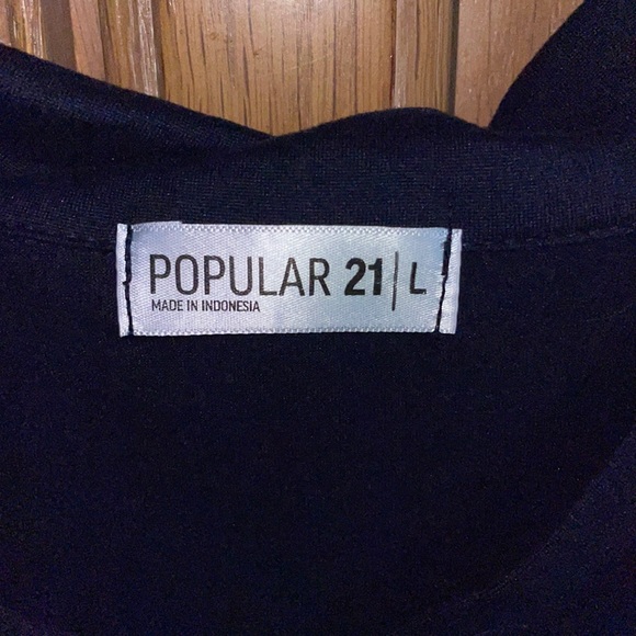 Crop top - Picture 2 of 2